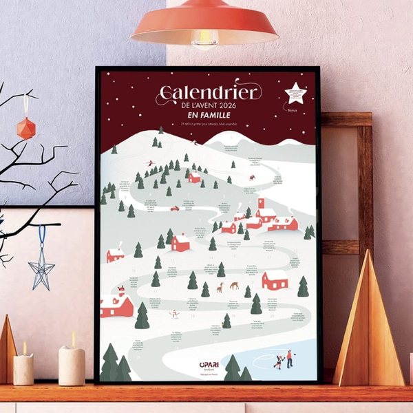 Affiche calendrier de l'Avent en famille à gratter avec un paysage enneigé, encadrée au mur