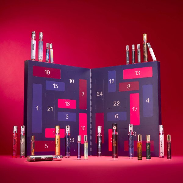 Calendrier de l'Avent parfum pour homme Adopt 24 Shades of Him ouvert sur ses flacons