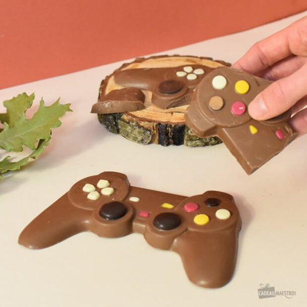 Manette de jeu vidéo en chocolat