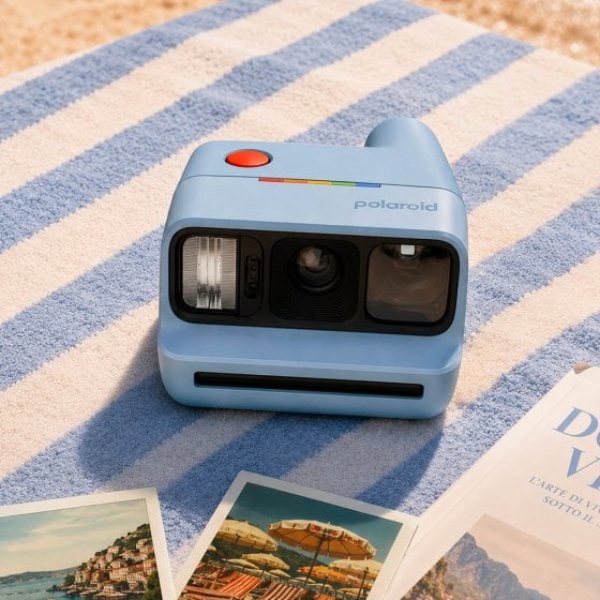 Appareil photo instantané Polaroid Go Gen 3 et ses photos